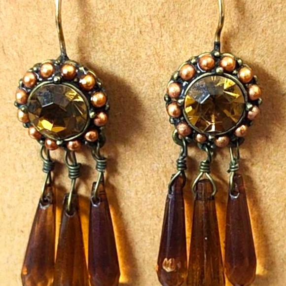 Elegant Brown Beaded Earrings - Picture 3 of 4